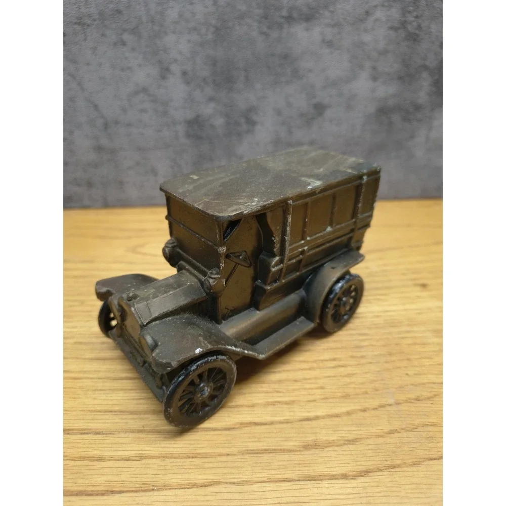 vintage brass bank car‎